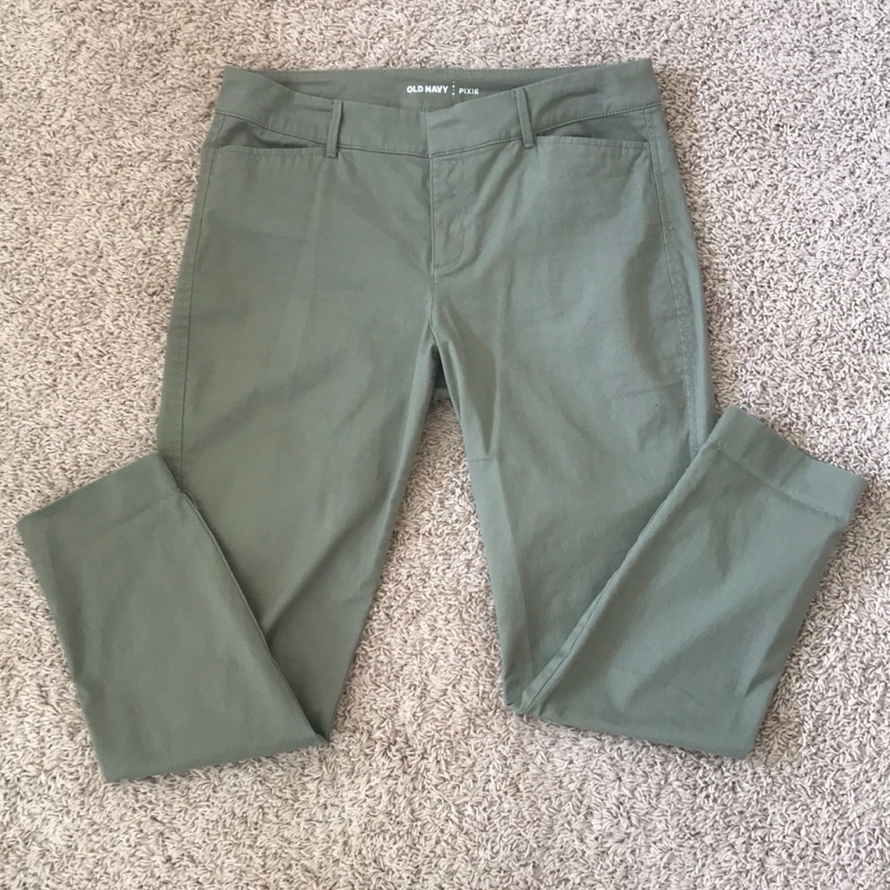 Old Navy Pixie Chino Pants